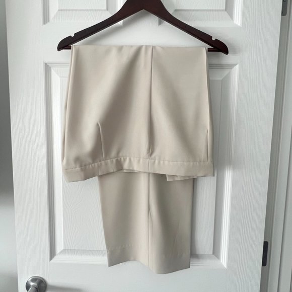 One-Of-A-Kind Modern Tailored Women's Pant Suit! - Picture 6 of 11